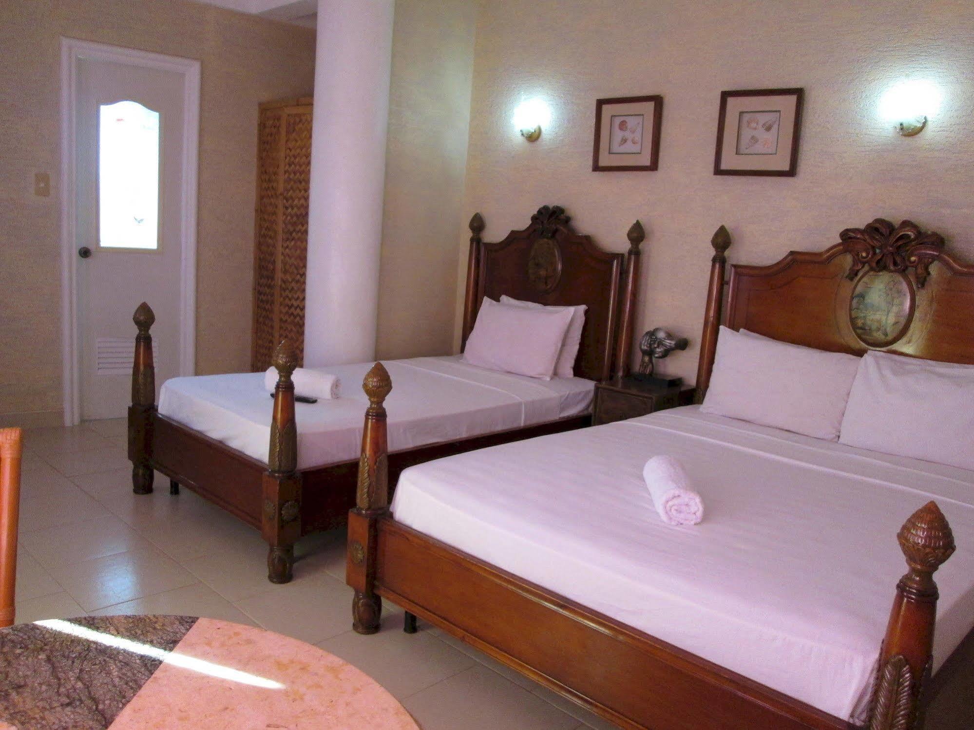 Amigos Beach Resort Balabag  Экстерьер фото